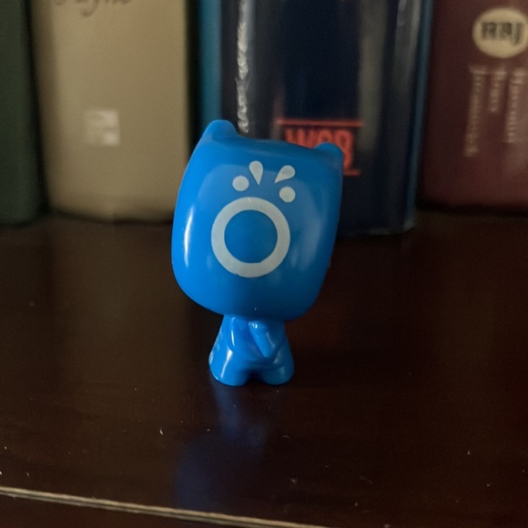 Trio of Gogo Crazy Bones Series 2 Evolution Figures - Picture 5 of 5